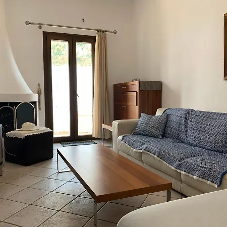 Violeta Family Livadia Парос