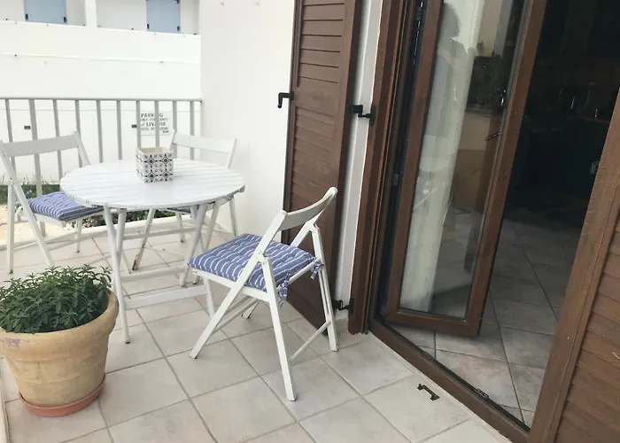 Violeta Family Livadia *