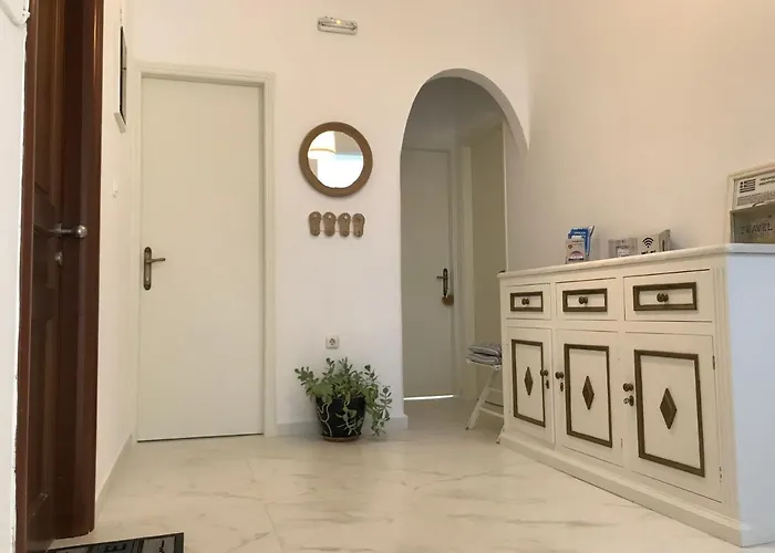 Violeta Family Livadia *